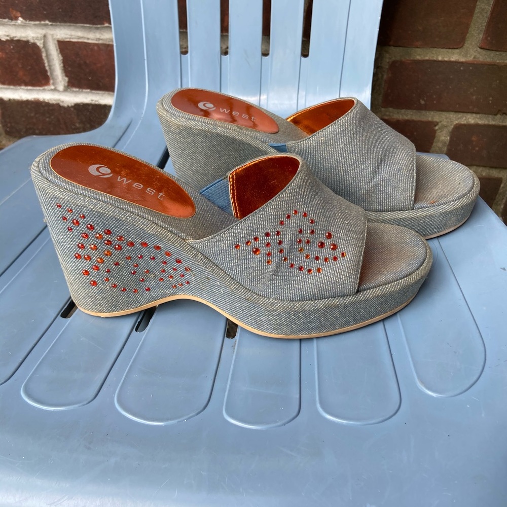 Retro Nine West platform mules slides wedges